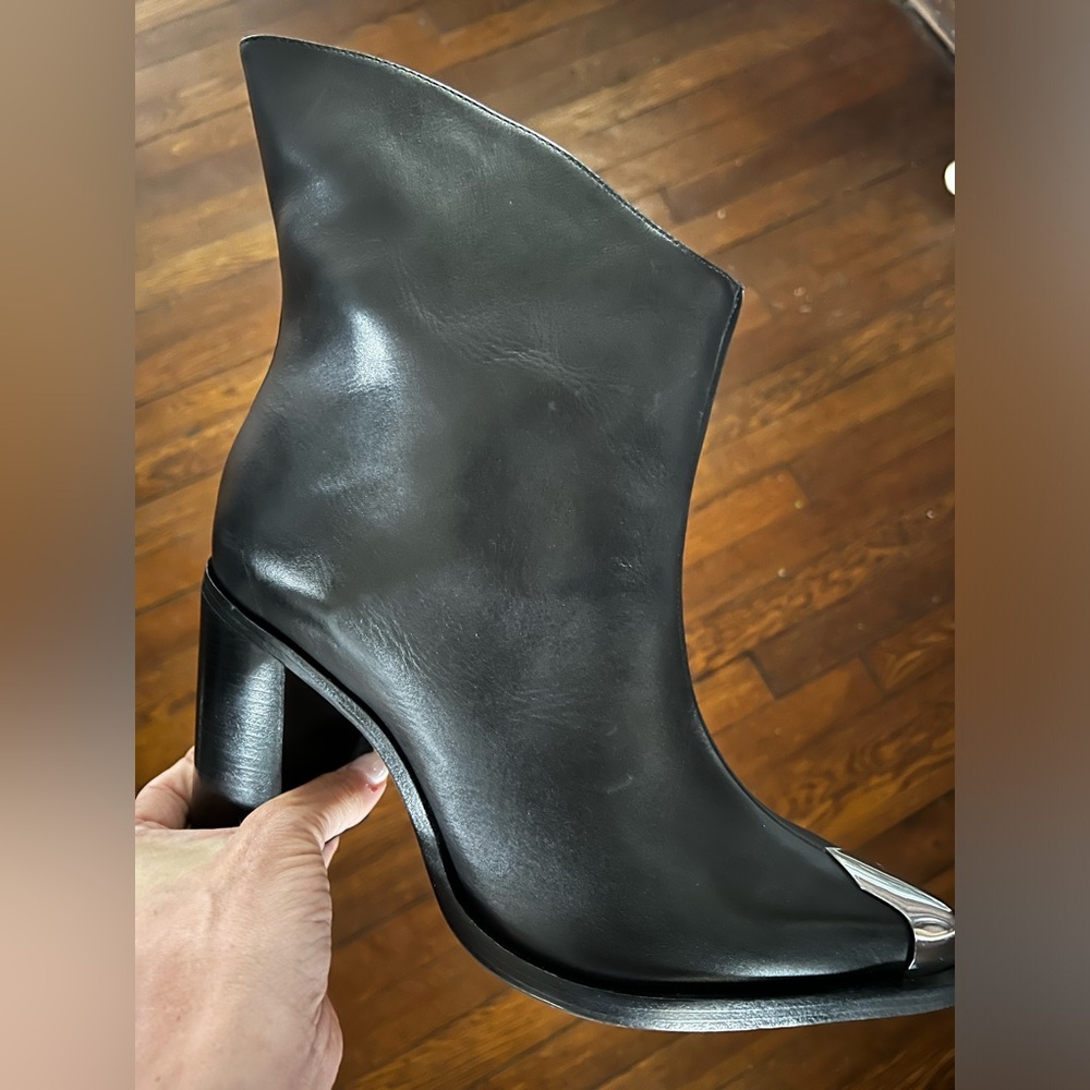 SCHUTZ BLAZE BOOTIE [BRAND NEW]